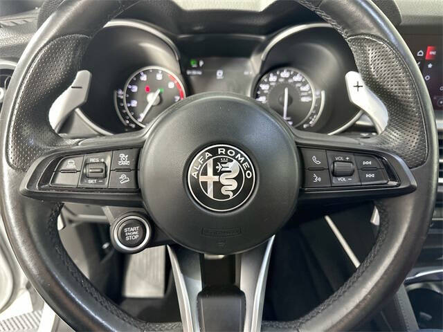 2022 Alfa Romeo Stelvio Veloce