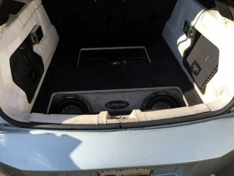 2005 Dodge Magnum SE