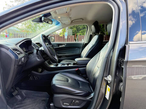 2019 Ford Edge Titanium