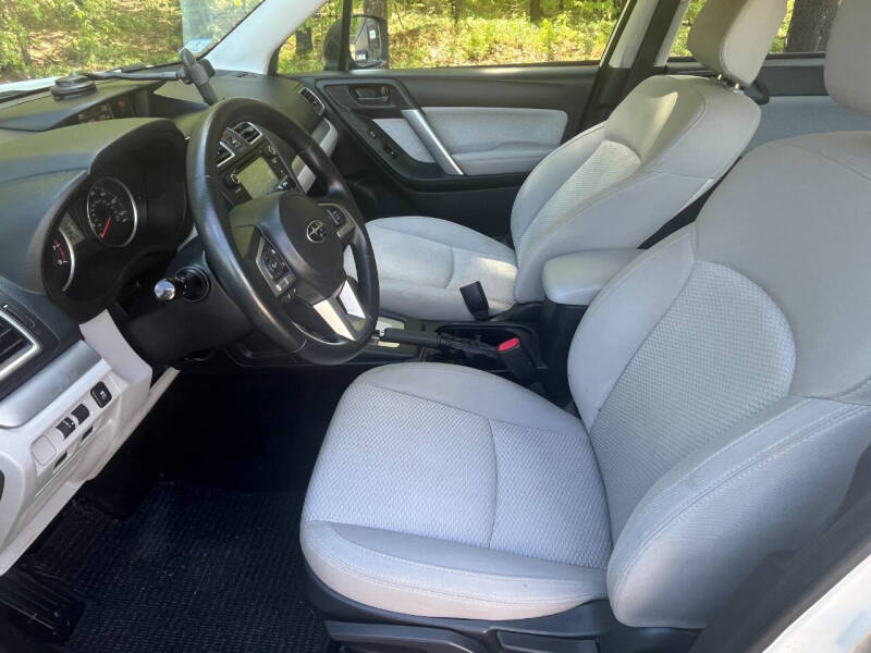 2017 Subaru Forester 2.5i