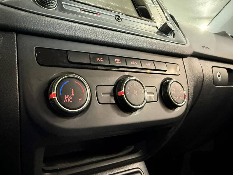 2017 Volkswagen Tiguan 2.0T S 4Motion