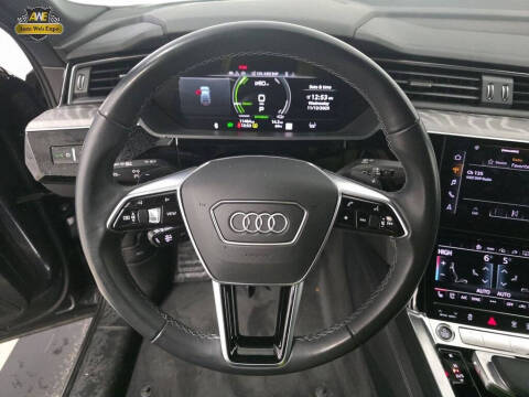 2024 Audi Q8 Sportback e-tron quattro Premium Plus S line