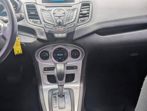 2016 Ford Fiesta SE