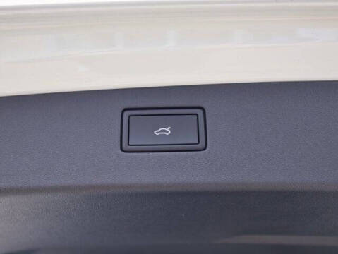 2026 Volkswagen Tiguan SE 4Motion