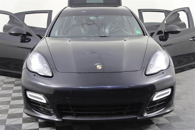 2013 Porsche Panamera GTS