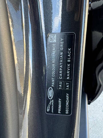 2023 Land Rover Defender 110 V8