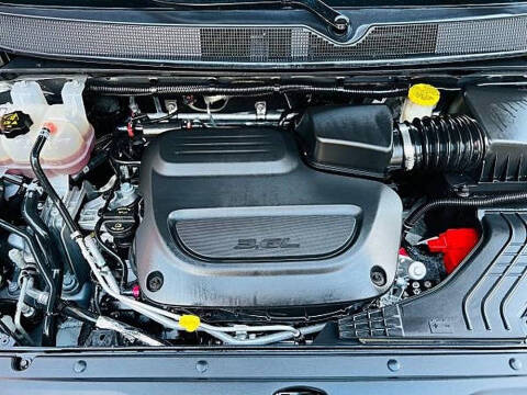 2020 Chrysler Pacifica Touring L 35th Anniversary