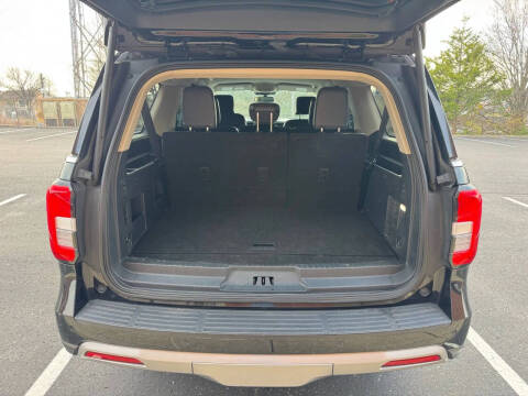 2023 Ford Expedition MAX XLT