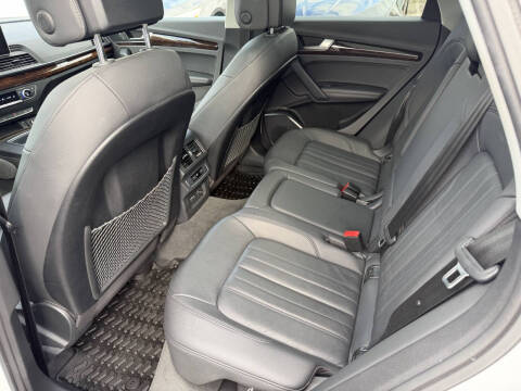 2020 Audi Q5 quattro Premium Plus 45 TFSI