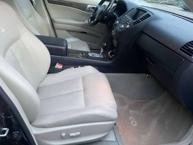 2004 Infiniti M45