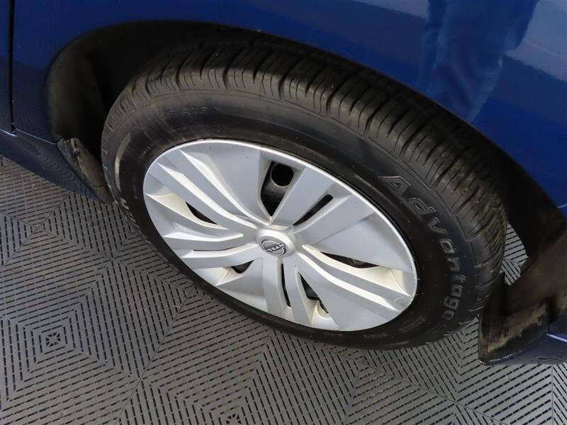 2023 Nissan LEAF S