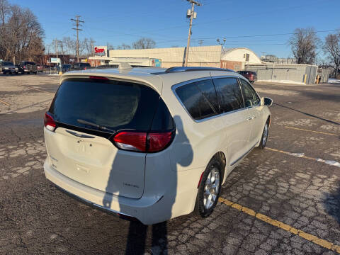 2017 Chrysler Pacifica Limited