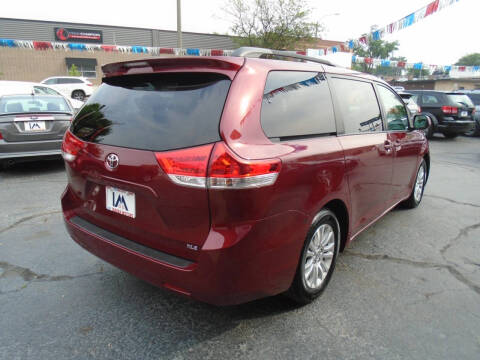 2011 Toyota Sienna XLE 8-Passenger