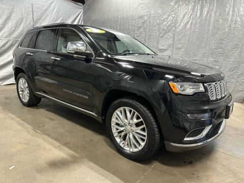 2017 Jeep Grand Cherokee for sale at GRAND AUTO SALES in Grand Island NE