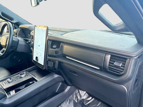 2024 Ford Expedition MAX Platinum