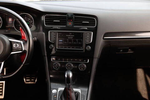 2016 Volkswagen Golf GTI