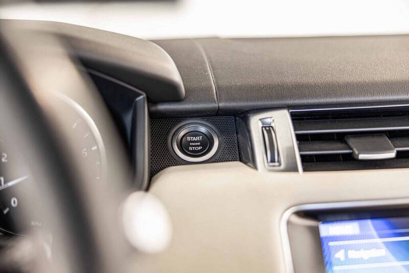 2017 Land Rover Range Rover Sport HSE