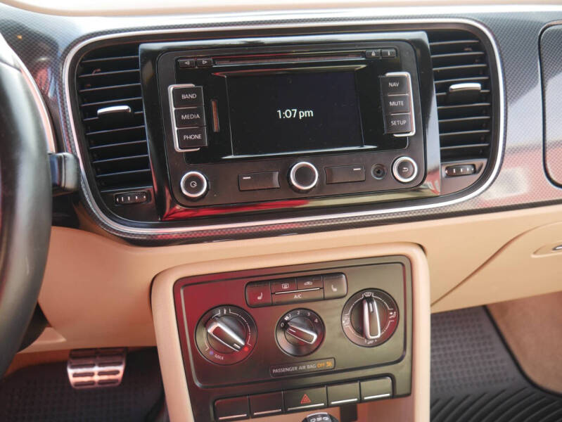 2013 Volkswagen Beetle Convertible