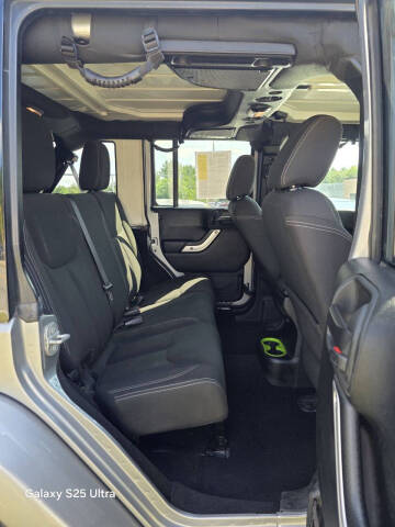2016 Jeep Wrangler Unlimited Sahara