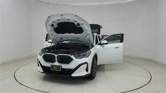 2025 BMW X2 xDrive28i