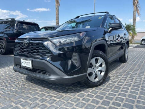 2020 Toyota RAV4 LE