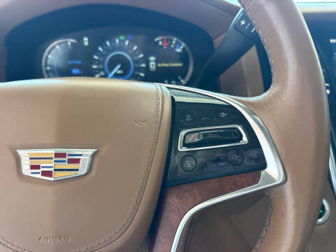 2016 Cadillac Escalade Platinum