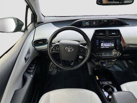 2019 Toyota Prius XLE AWD-e