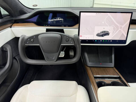 2023 Tesla Model S Standard Range