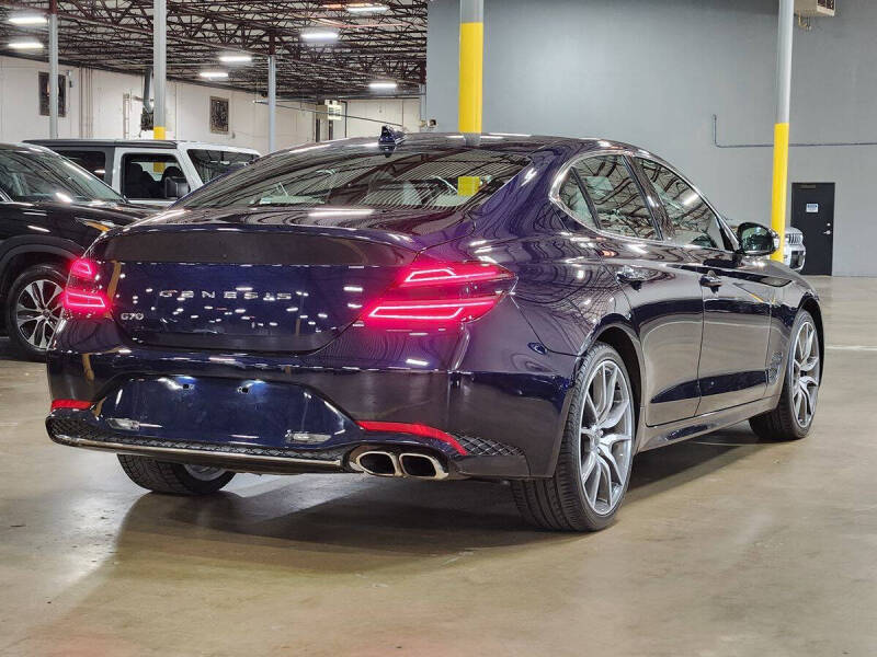 2023 Genesis G70