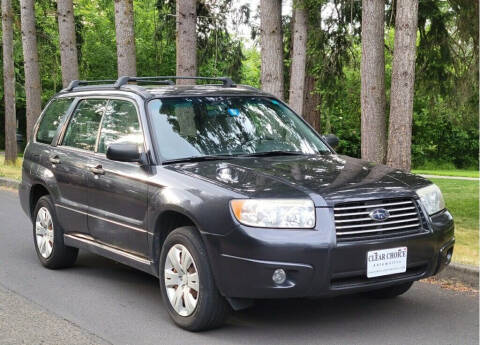 2008 Subaru Forester for sale at CLEAR CHOICE AUTOMOTIVE in Milwaukie OR