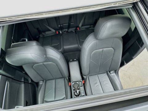 2021 Audi Q3 quattro Premium Plus 40 TFSI