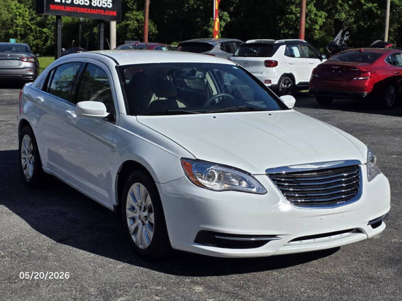 2014 Chrysler 200 LX