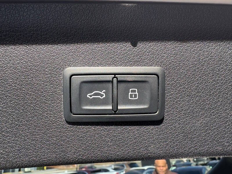 2016 Audi Q3 2.0T Premium Plus