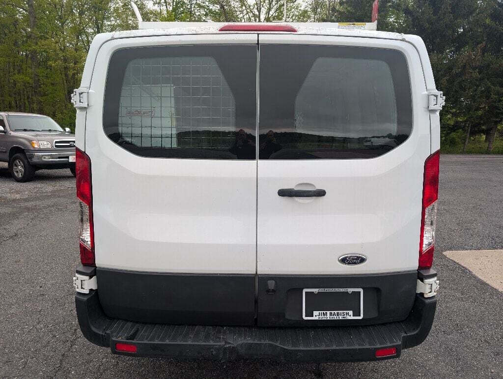 2017 Ford Transit 4