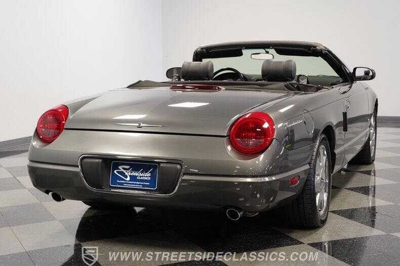 2003 Ford Thunderbird