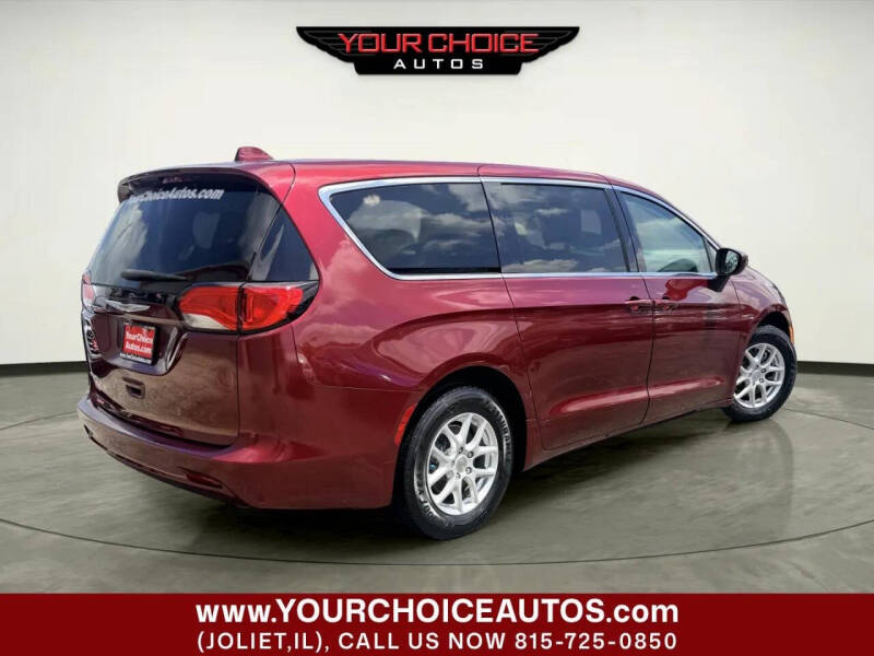 2017 Chrysler Pacifica Touring