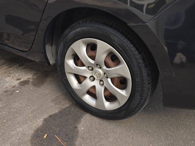 2013 Mazda MAZDA3 i SV