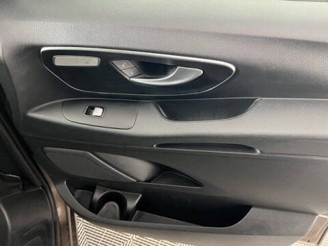 2016 Mercedes-Benz Metris Passenger