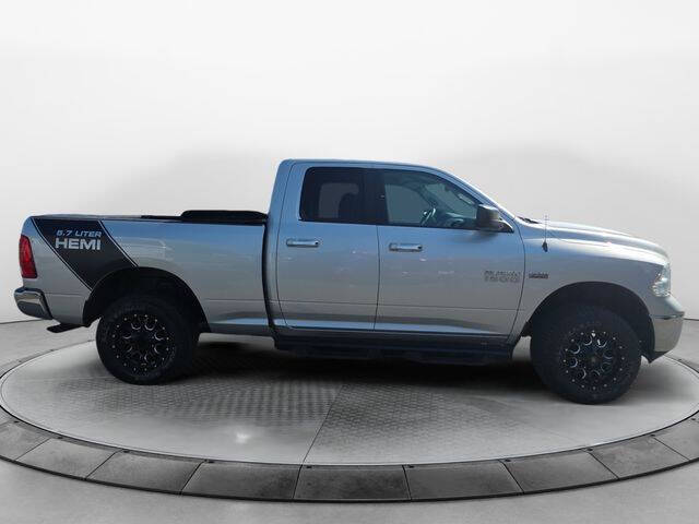 2017 RAM 1500 SLT