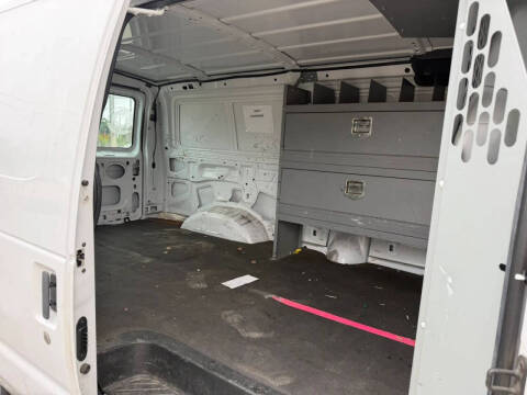 2014 Ford E-Series E-150