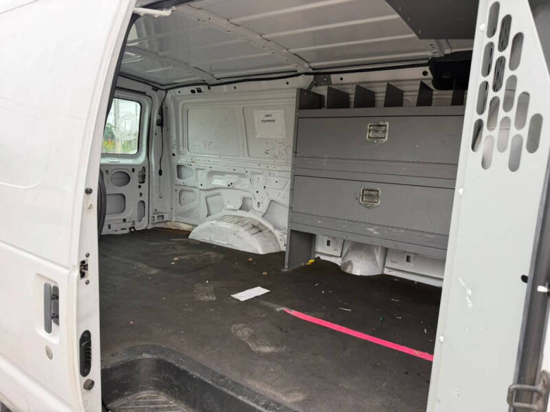 2014 Ford E-Series E-150