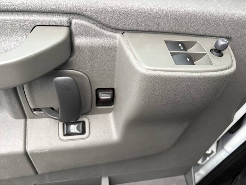 2017 Chevrolet Express LT 3500