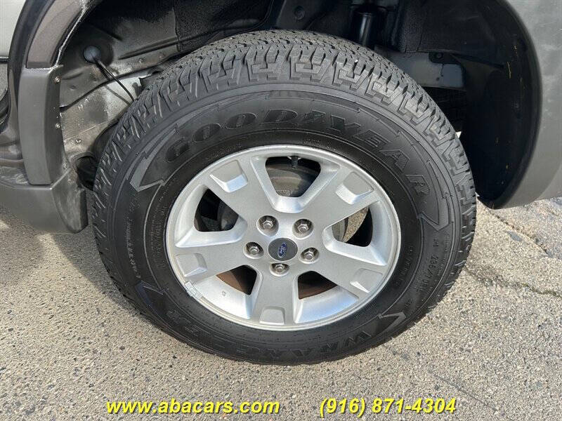 2005 Ford Escape XLT