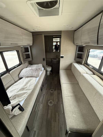 2018 Ford E-Series E-450 SD