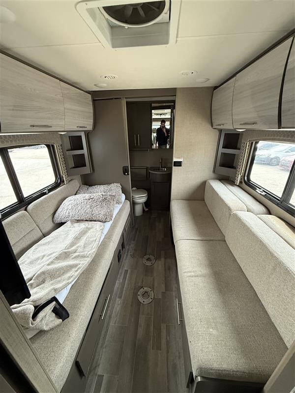 2018 Ford E-Series E-450 SD