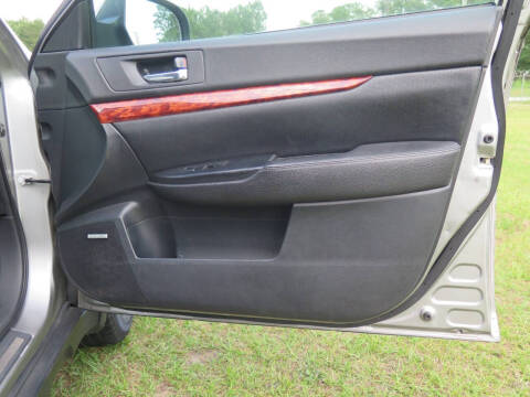 2010 Subaru Outback 2.5i Limited