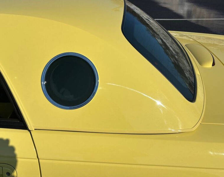 2002 Ford Thunderbird Deluxe