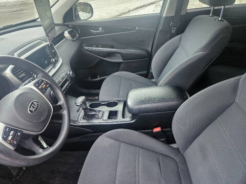 2019 Kia Sorento LX V6