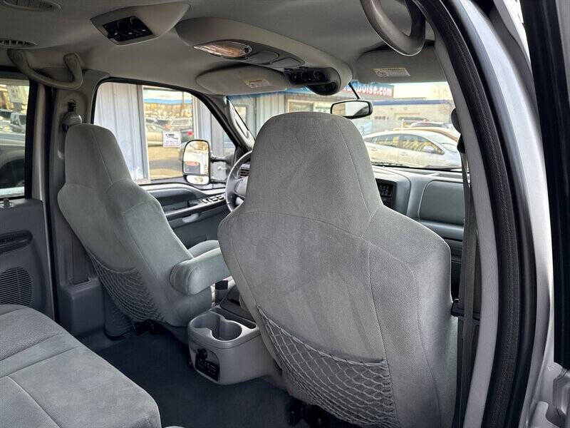 2003 Ford Excursion XLT