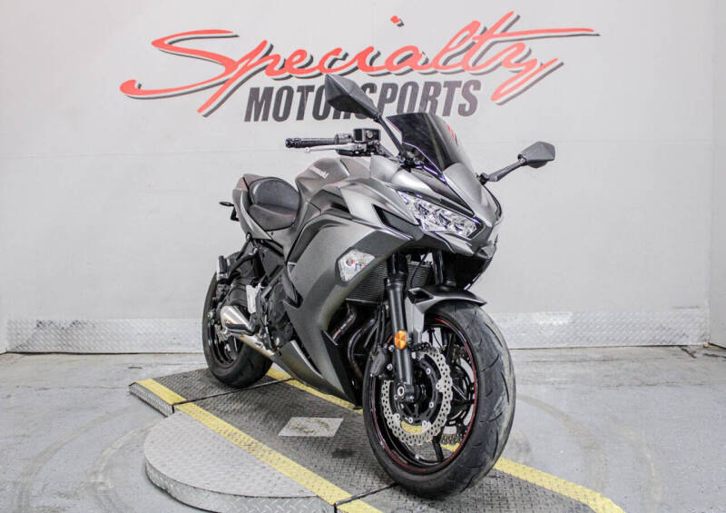 2022 Kawasaki Ninja 650 ABS